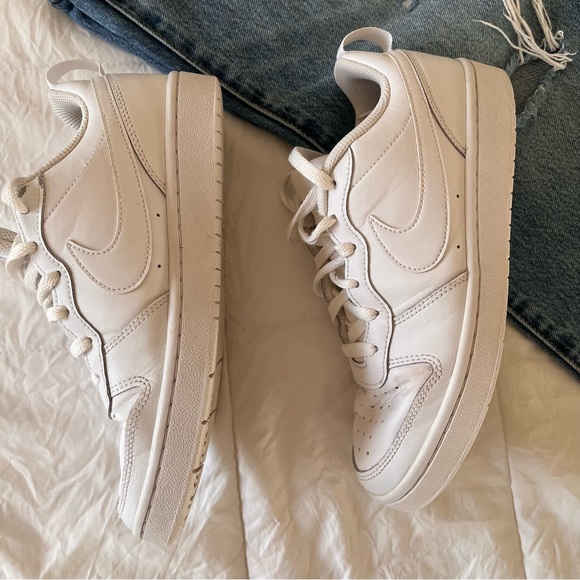 Nike‎ Shoes White Low Top Size 6 - Picture 6 of 10